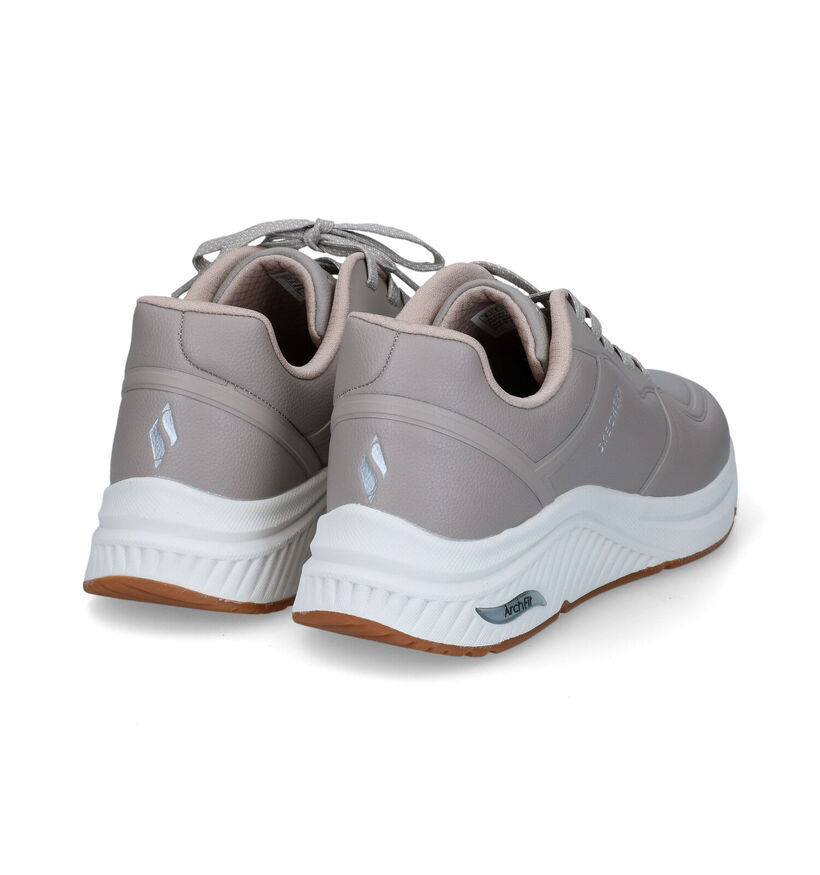 Skechers Arch Fit Baskets en Taupe pour femmes (318167) - pour semelles orthopédiques