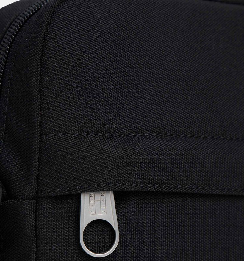 Tommy Hilfiger Daily Reporter Sac port&eacute; crois&eacute; en Noir pour hommes (375199)