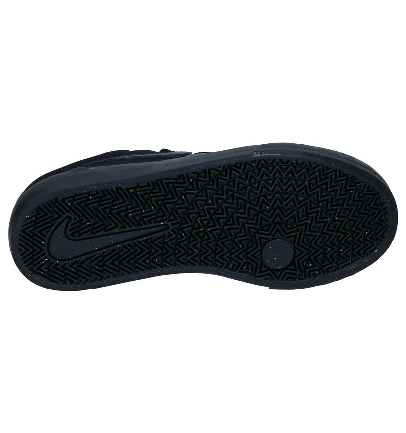 Nike SB Charge Canvas Baskets en Noir en textile (274799)