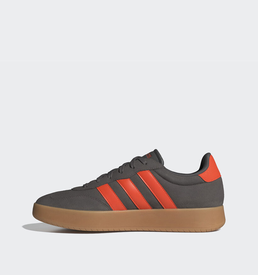 adidas Barreda Baskets en Vert/Orange pour hommes (359482) - pour semelles orthopédiques