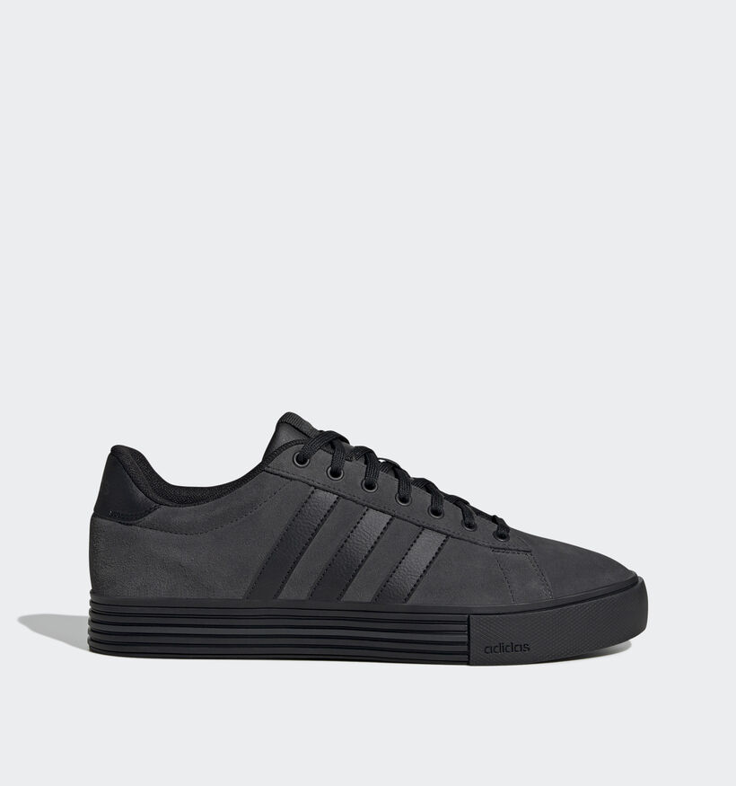 adidas Daily 4.0 Baskets en Noir pour hommes, garçons (348953)