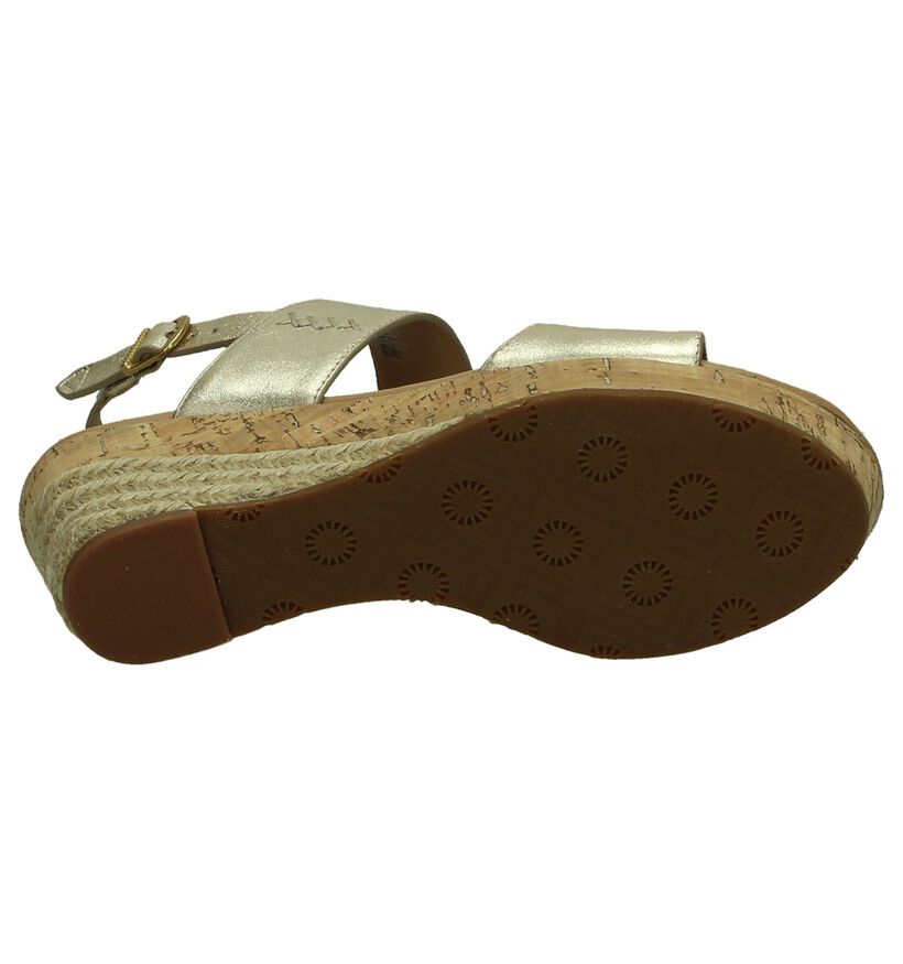 UGG Elana Gouden Sandalen met Sleehak, , pdp