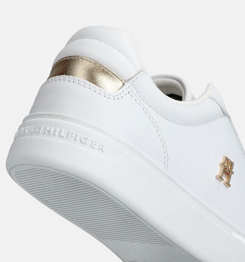 Tommy Hilfiger Essential Elevated Court Baskets habillées en Blanc pour femmes (358653) - pour semelles orthopédiques