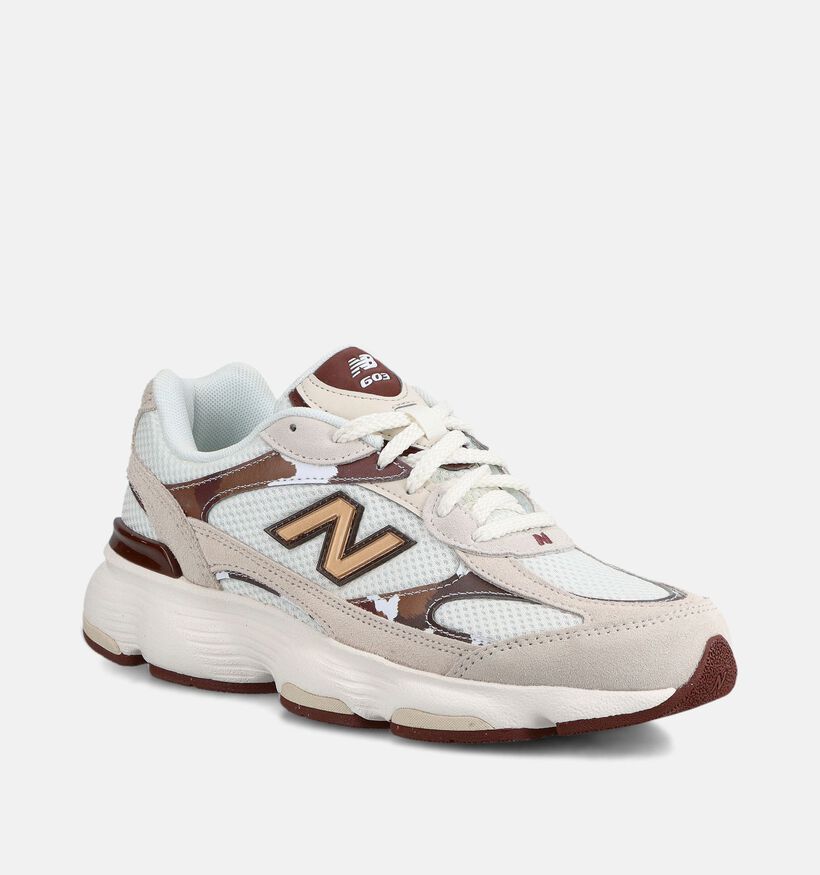 New Balance 603 Baskets Cow Print Detail en Blanc/Beige pour femmes (377223) - pour semelles orthop&eacute;diques