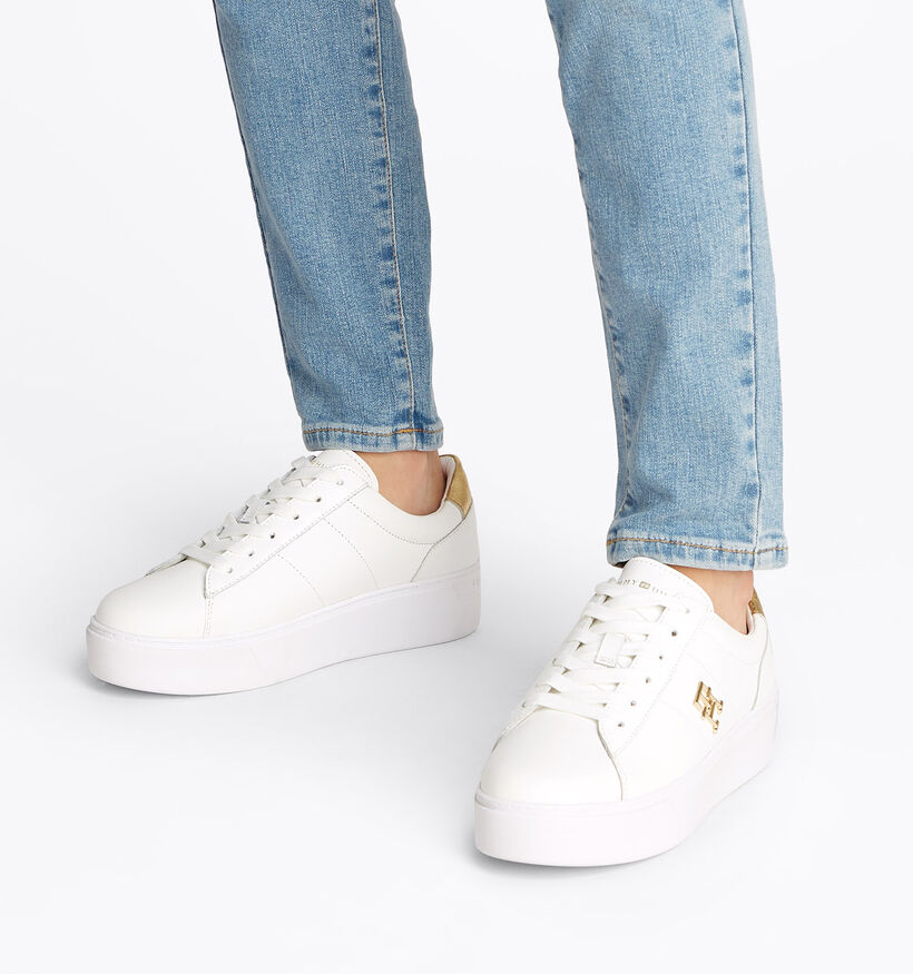 Tommy Hilfiger Platform Court Baskets casual en Blanc pour femmes (352618)