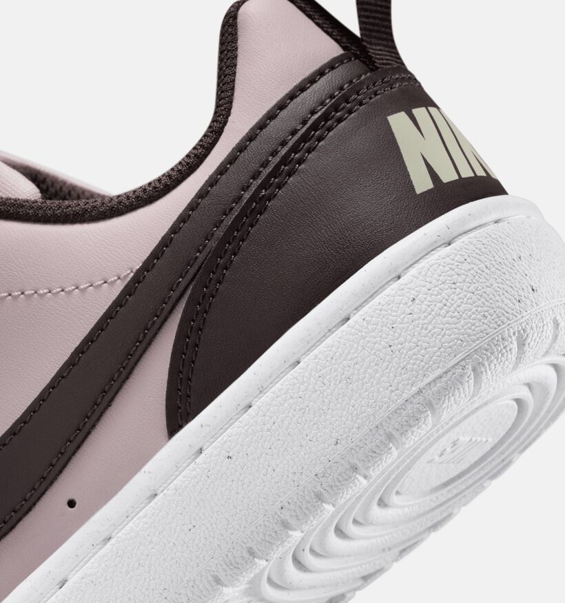 Nike Court Borough Baskets basses en Marron pour filles (359834) - pour semelles orthopédiques