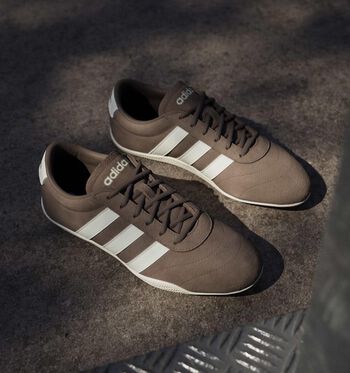 adidas Grand Court Baskets earth strata/off white/earth strata