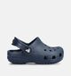 Crocs Classic Clog Nu-pieds en Bleu fonc&eacute; pour filles, gar&ccedil;ons (371018)