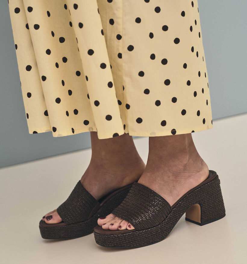 Tamaris Nu-pieds &agrave; talons en Brun fonc&eacute; pour femmes (371721)