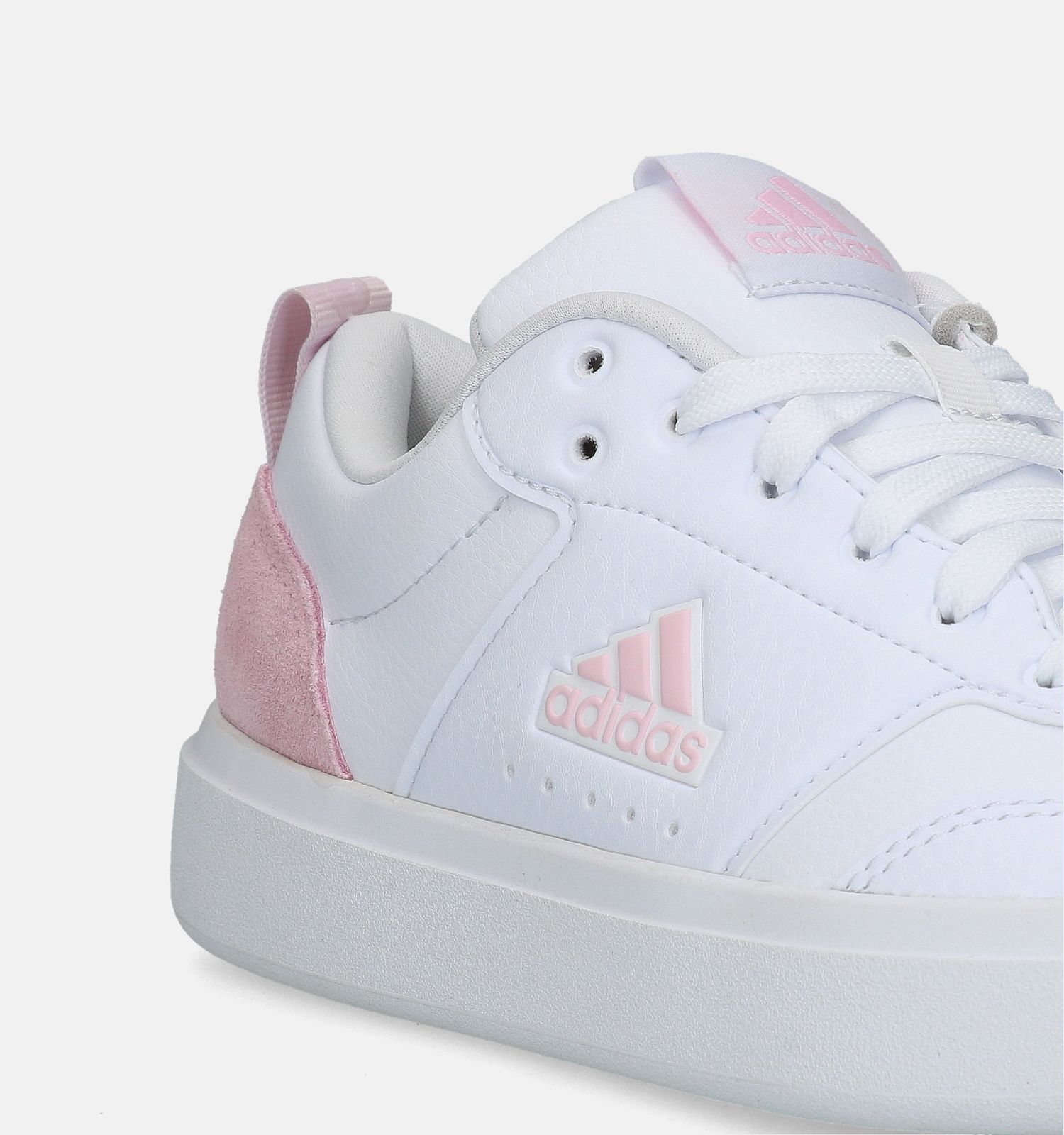 Witte adidas hotsell sneakers vrouwen