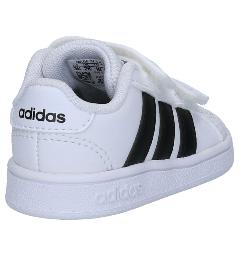 adidas Grand Court Baskets en Blanc en simili cuir (307964)