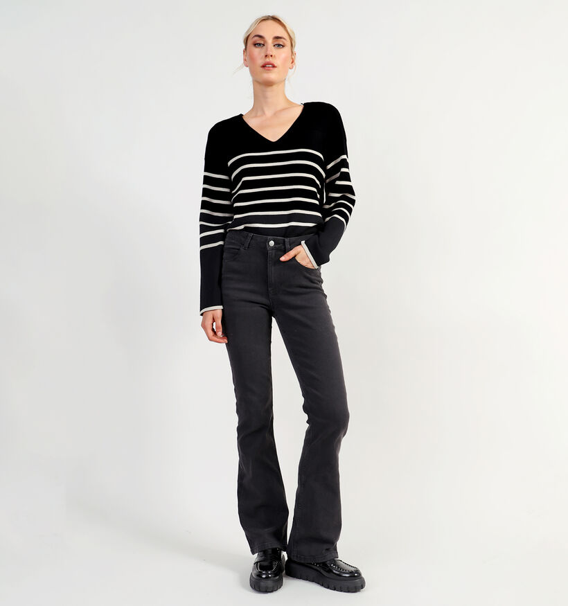 JDY Newflora Jeans évasé en Noir L34 pour femmes (346415)