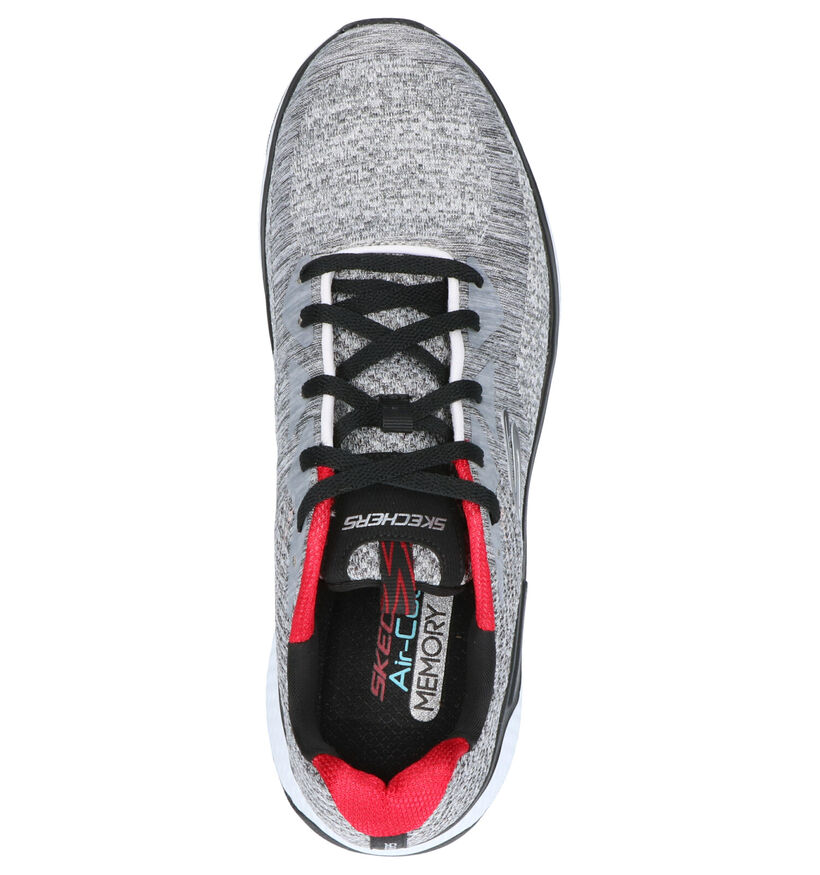 Skechers Solar Fuse Baskets en Gris en textile (262786)