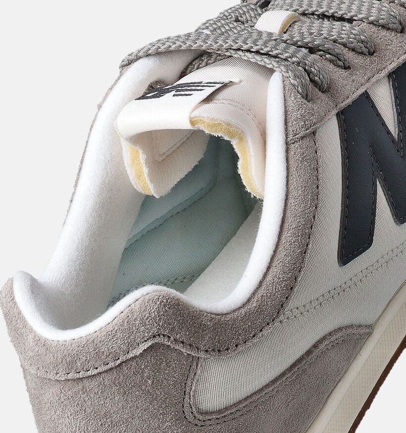 New Balance URC 42 Baskets basses en Beige pour hommes (350068) - pour semelles orthopédiques
