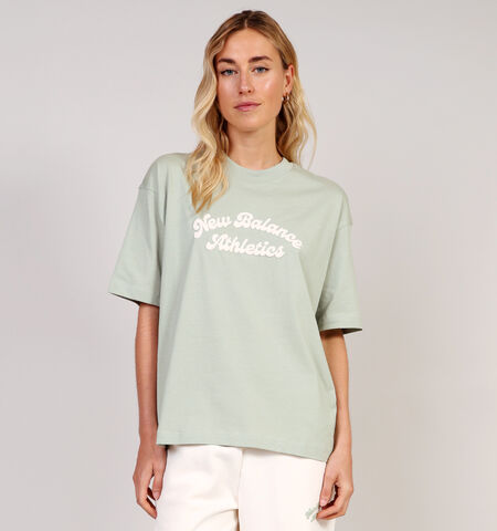 New Balance T-shirts Groen