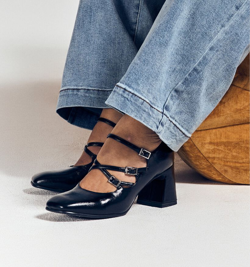 Tamaris Zwarte Pumps met bandje voor dames (360587)