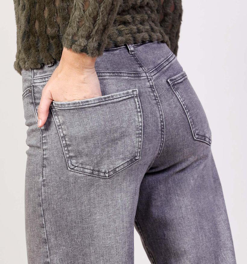 JDY Felina Grijze Straight Leg Jeansbroek voor dames (362425)