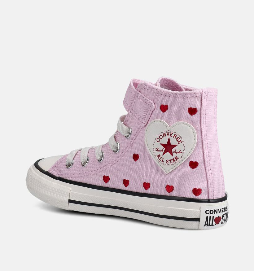 Converse Chuck Taylor All Star Hearts Easy-On Hi Ps Baskets montantes en Rose pour filles (368931)