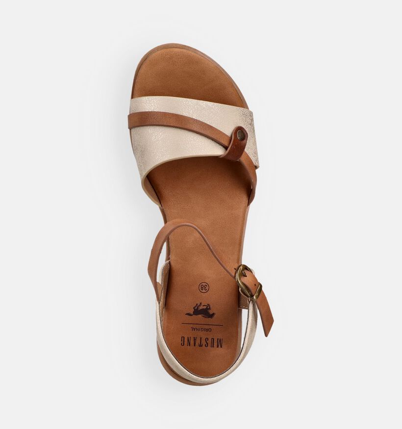 Mustang Sandales plates en Beige/Marron pour femmes (372125)