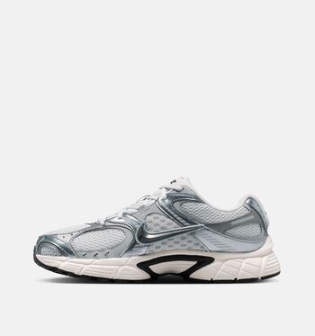 Nike V5 RNR Low Baskets Black/Black/Anthracite/Black/ Black Anthracite/001 -Black/ Black Anthracite/Black/ Black Anthracite/ Smoke Grey/004 -Black/ Black Anthracite/ Smoke Grey/Black/ Phantom/ Gum/ Med Brown/400 -BLUE VOID/BLACK-WOLF GREY-PLATINUM TINT/cave stone/black/college grey/vast grey/White/ Black/ Vast Grey/ College Grey/cement grey/grey fog/201 -Moon Particle/ Light orewood brown/009 -Phantom/ Black Pencil Point/Photon Dust/ Dark Smoke Grey/ Smoke Grey