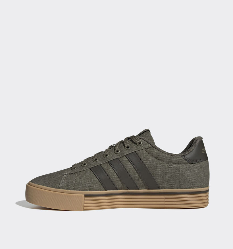 adidas Daily 4.0 Baskets basses en Vert pour hommes (372598)