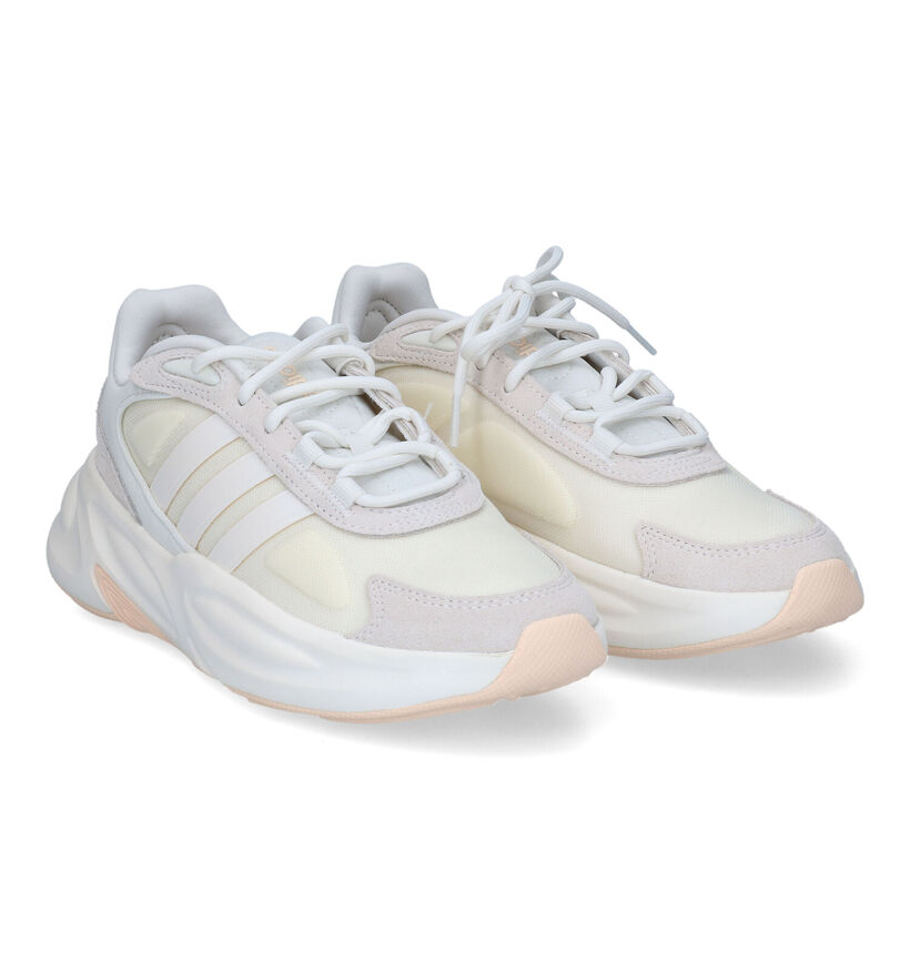 adidas Ozelle Baskets en Beige pour femmes (311384)