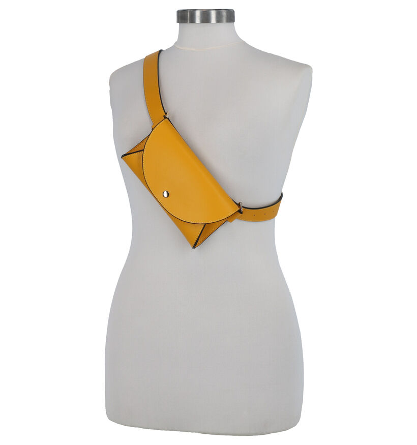 Inyati Poppy Sac ceinture en Jaune en simili cuir (275489)