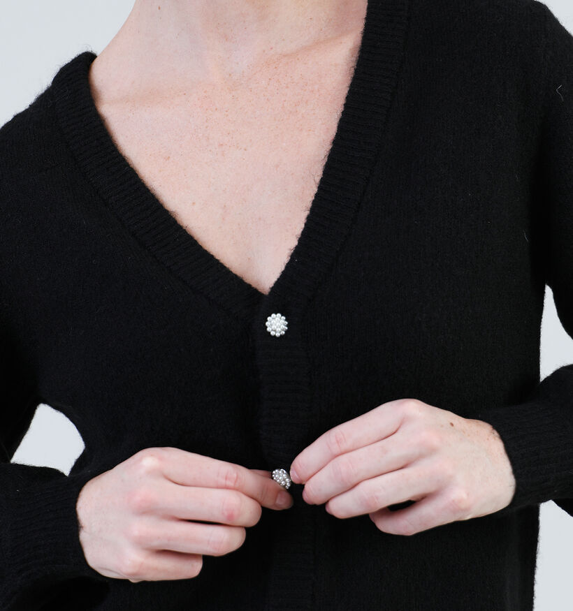 Vero Moda Ebru Pull avec des boutons en Noir pour femmes (332576)