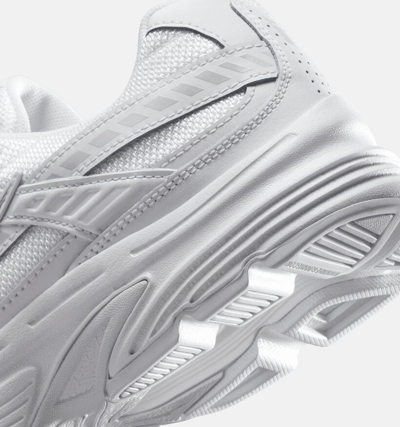 Nike Initiator Baskets en Blanc pour femmes (367094) - pour semelles orthop&eacute;diques