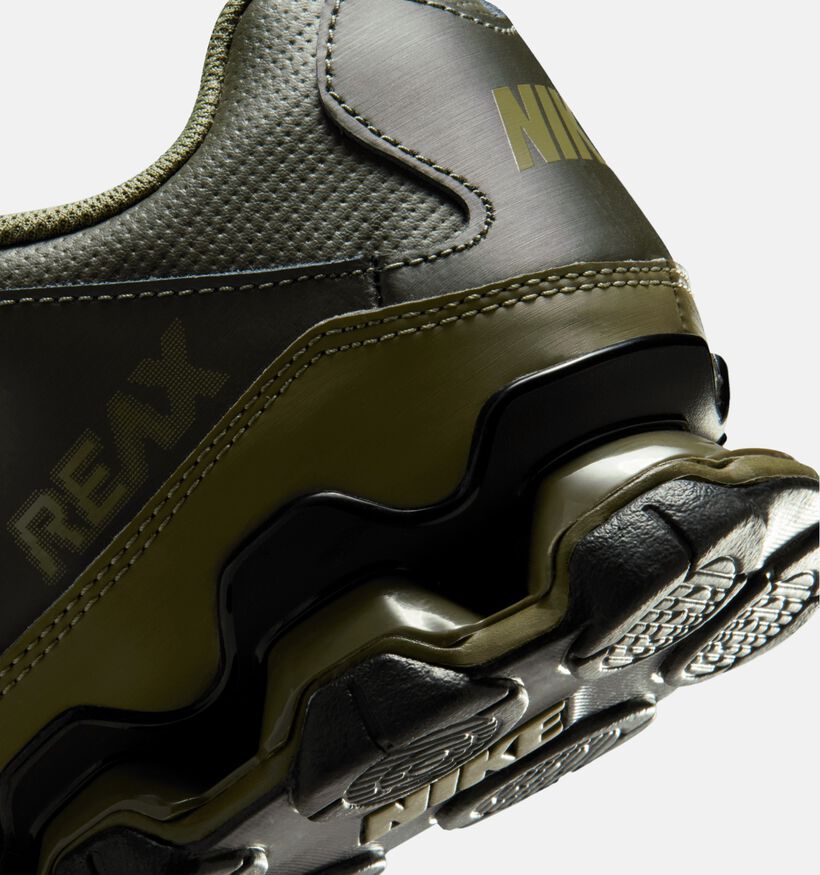 Nike Reax 8 Tr Baskets basses en Vert kaki pour hommes (369293)