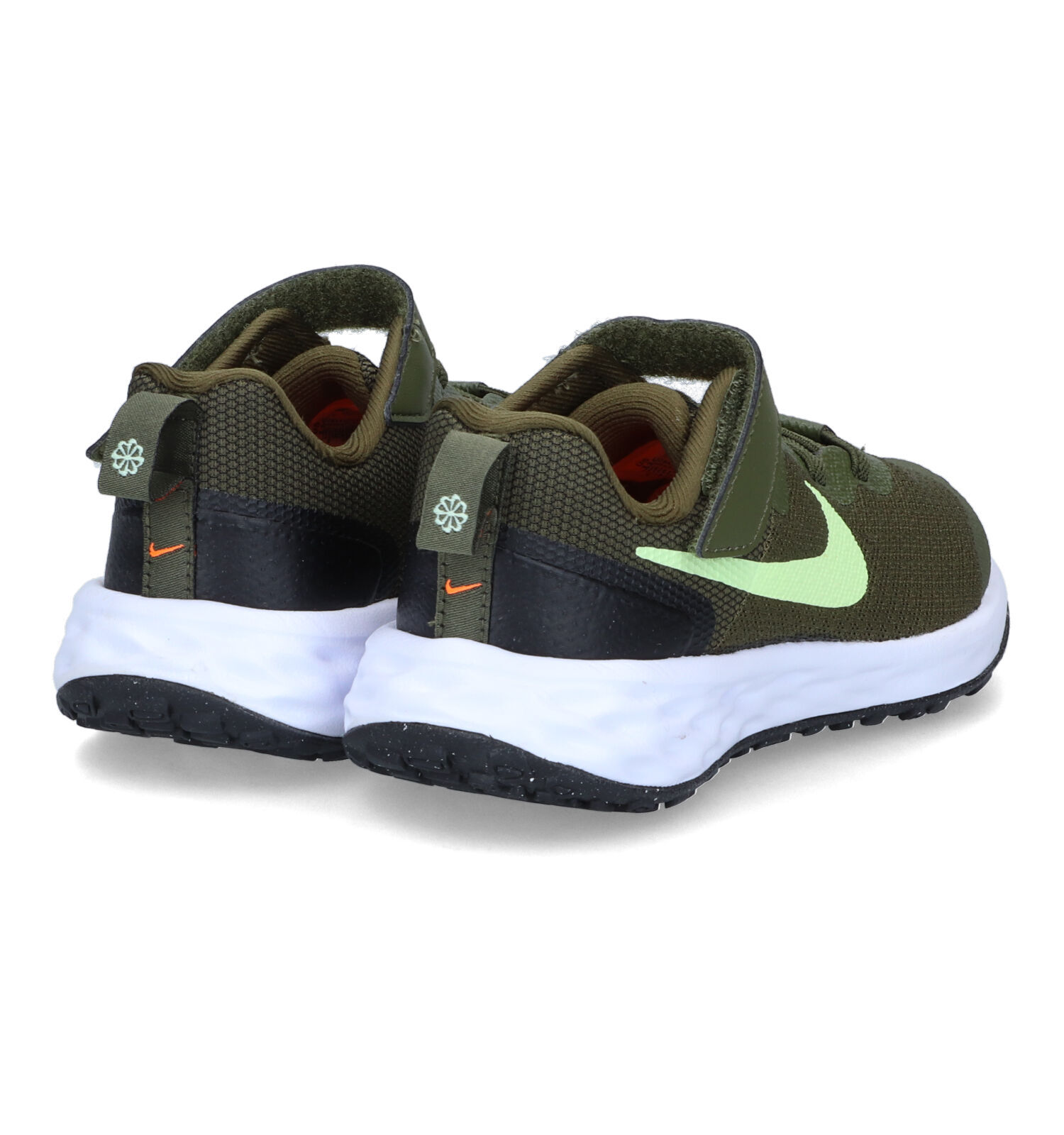 Nike store sneakers kaki