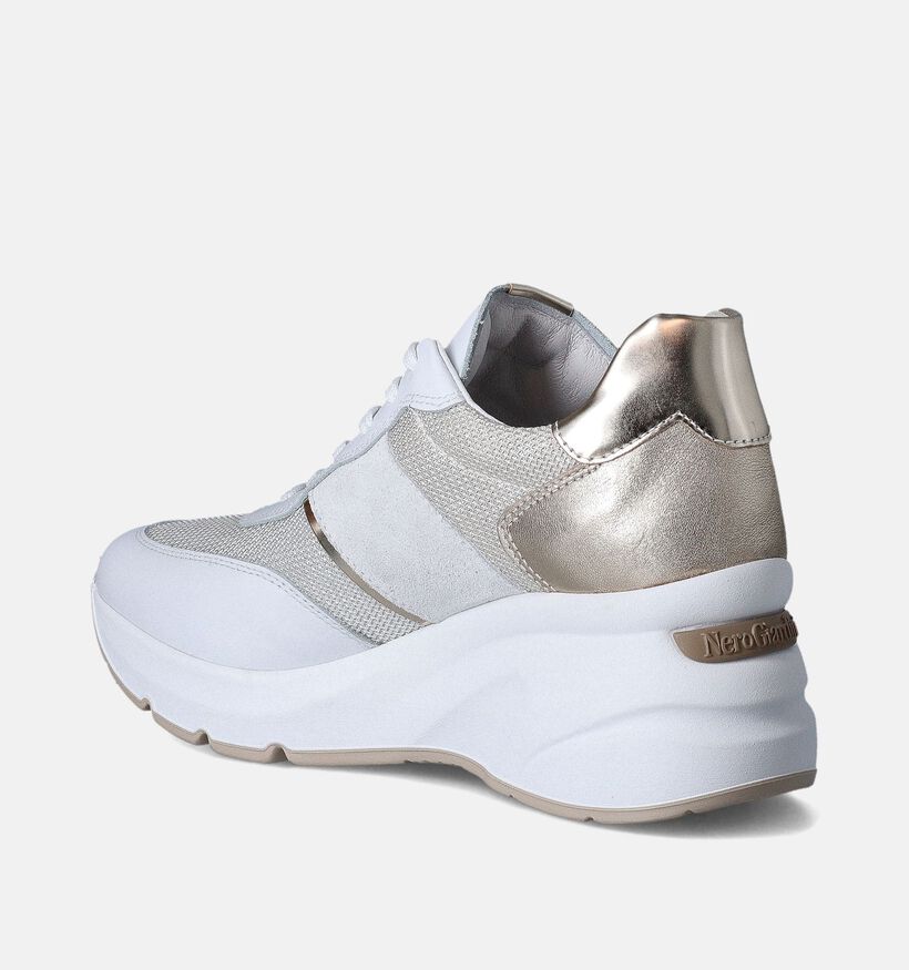 NeroGiardini Witte Sneakers met sleehak voor dames (351949) - geschikt voor steunzolen