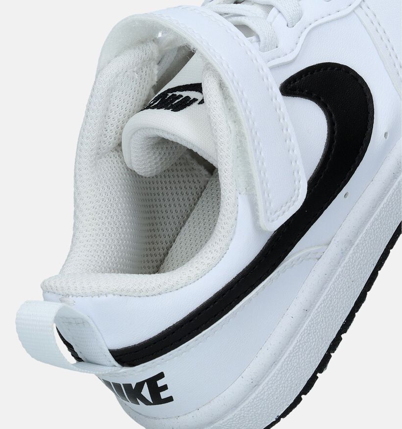 Nike Court Borough Low 2 Baskets en Blanc pour garçons, filles (341566) - pour semelles orthopédiques