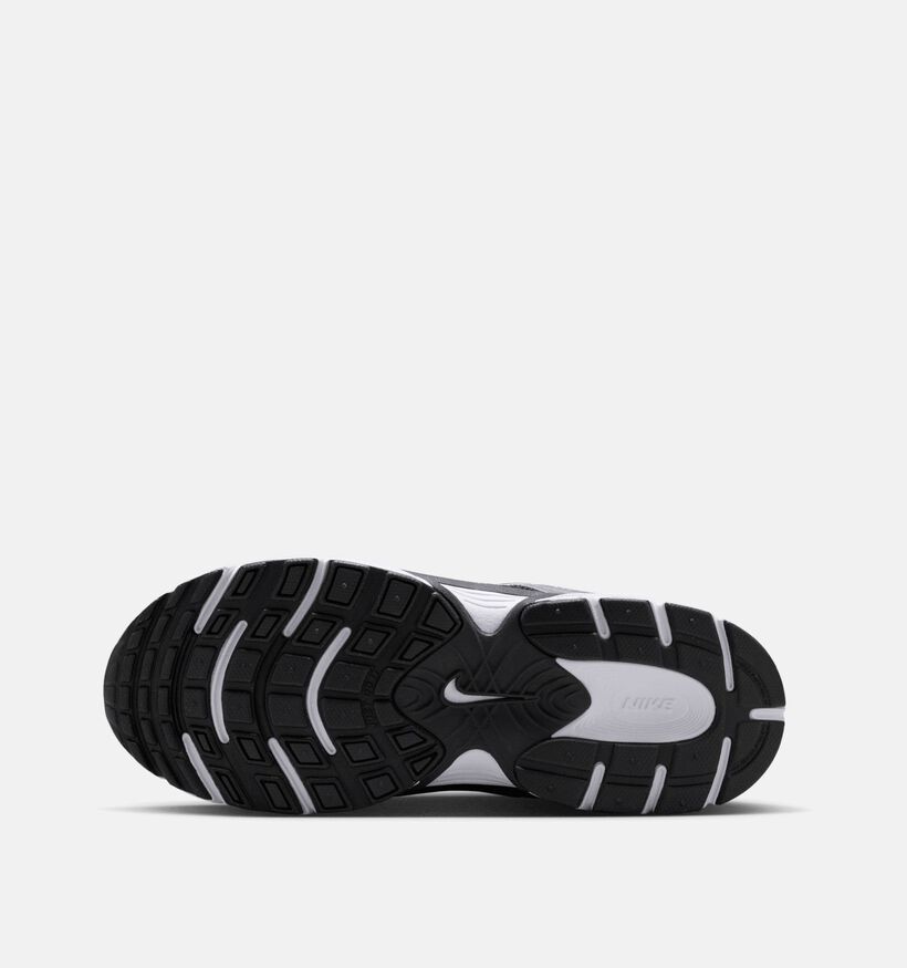 Nike V5 RNR Baskets basses en Noir pour gar&ccedil;ons (377287)