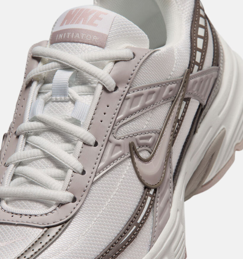 Nike Initiator Witte/Taupe Sneakers voor dames (376099) - geschikt voor steunzolen