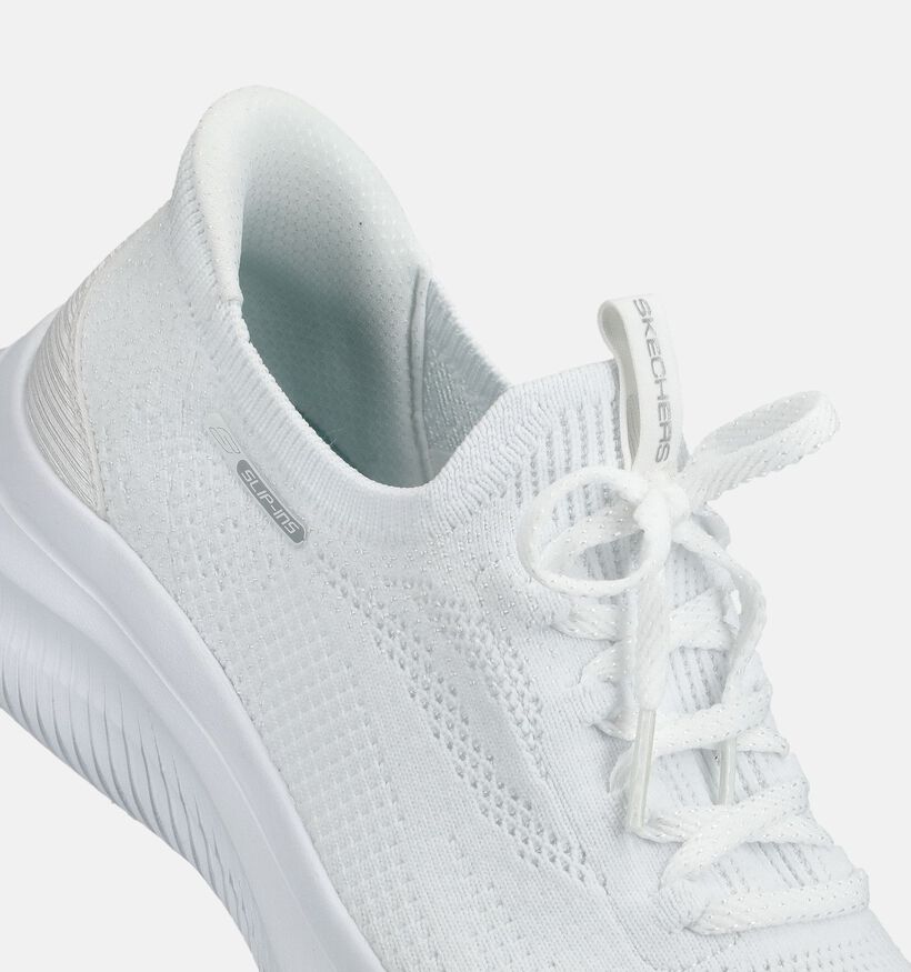 Skechers Ultra Flex 4.0 Slip-ins en Blanc pour femmes (375608)