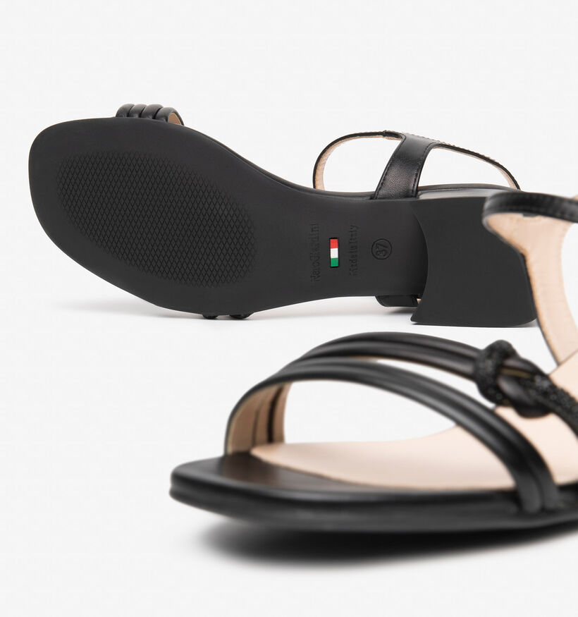 NeroGiardini Sandales en Noir pour femmes (370601)
