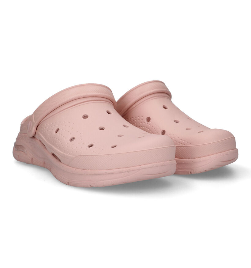 Skechers Foamies Arch Fit Nu-pieds en Noir pour femmes (321481)