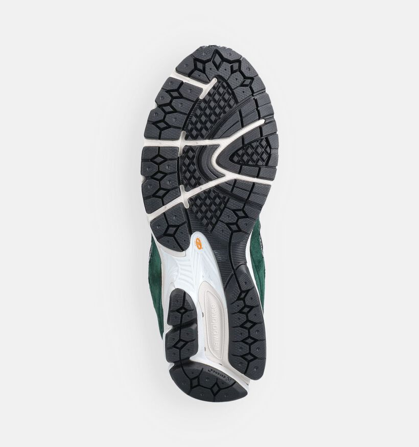 New Balance 2002 Baskets en Vert pour hommes (375121) - pour semelles orthop&eacute;diques