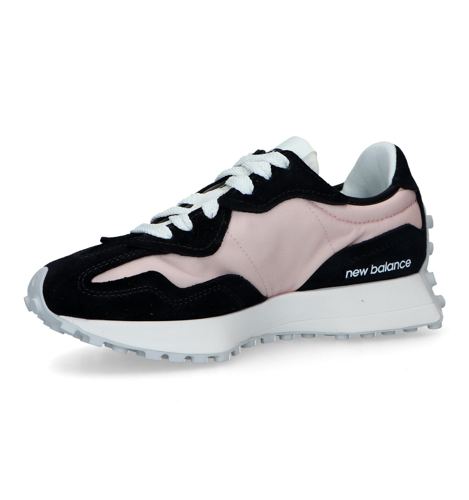 Basket new balance noir et or clearance