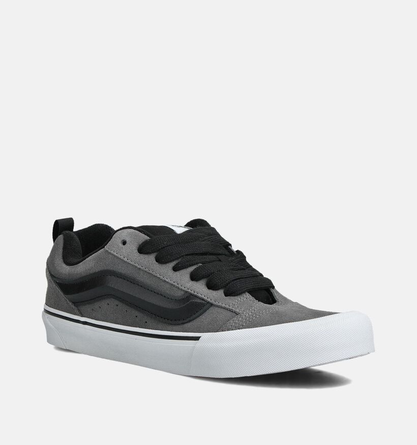 Vans Knu Skool Baskets en Gris pour hommes (360230)