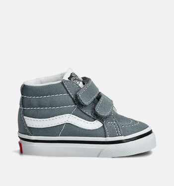 Baskets bleu