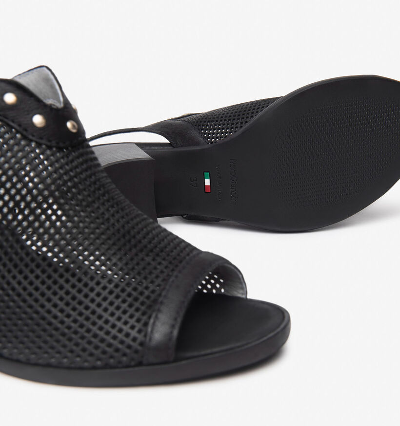 NeroGiardini Sandales avec talon carré en Noir pour femmes (356018)