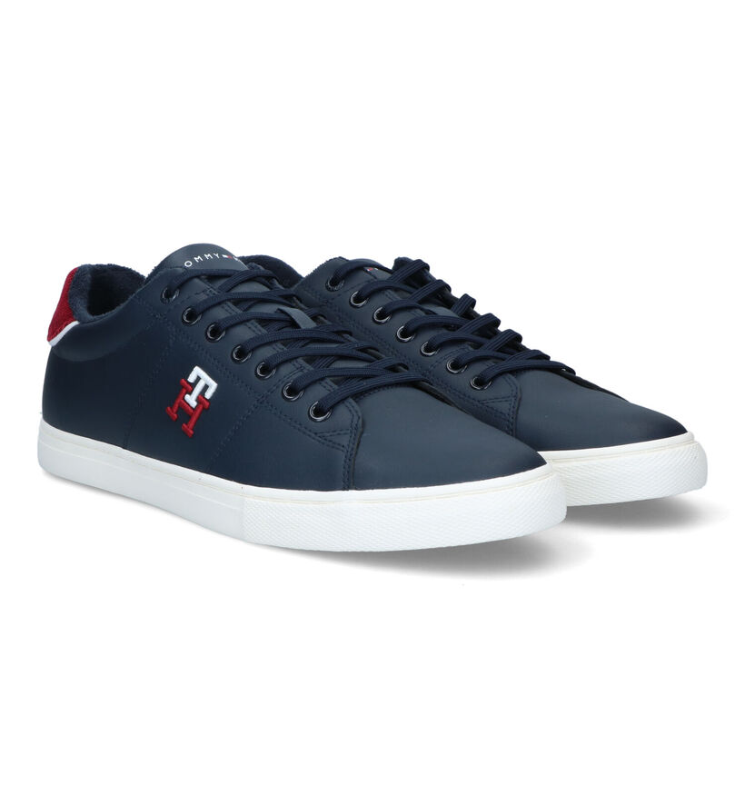 Tommy Hilfiger Core Vulc Varsity Chaussures à lacets en Blanc pour hommes (318289)