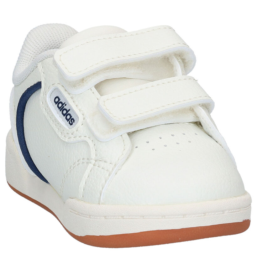 adidas Roguera I Witte Babysneakers in kunstleer (290780)