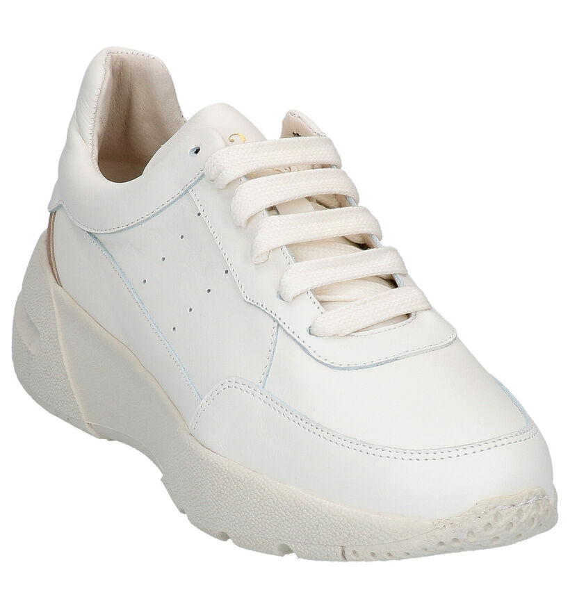 March23 Alecro Witte Sneakers in leer (270000)