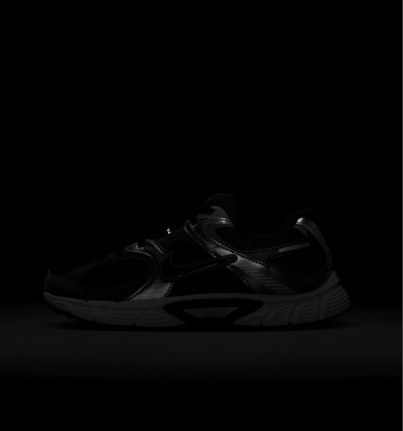 Nike V5 RNR Zwarte/Zilveren Sneakers voor jongens (376052)