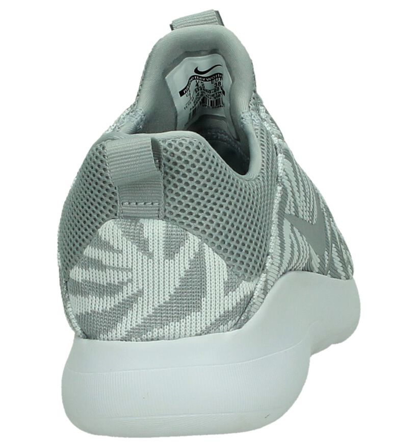 Nike Baskets sportives en Gris clair en textile (178297)