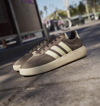 adidas adidas BARREDA DECODE Low Sneakers Earth Strata/Warm Vanilla/Shadow Brown/Shadow Navy / Wonder Quartz / Semi Court Green/Violet Tone/Bright Red/Semi Cobalt Blue/Wonder Quartz/Wonder Quartz/Off White/Pulse Magenta/Yellow/Bliss Pink/Pure Ruby/Semi Lucid Red/Clear Pink/Maroon / Warm Vanilla / Royal Blue/Collegiate Green/Ice Lavender/Court Green