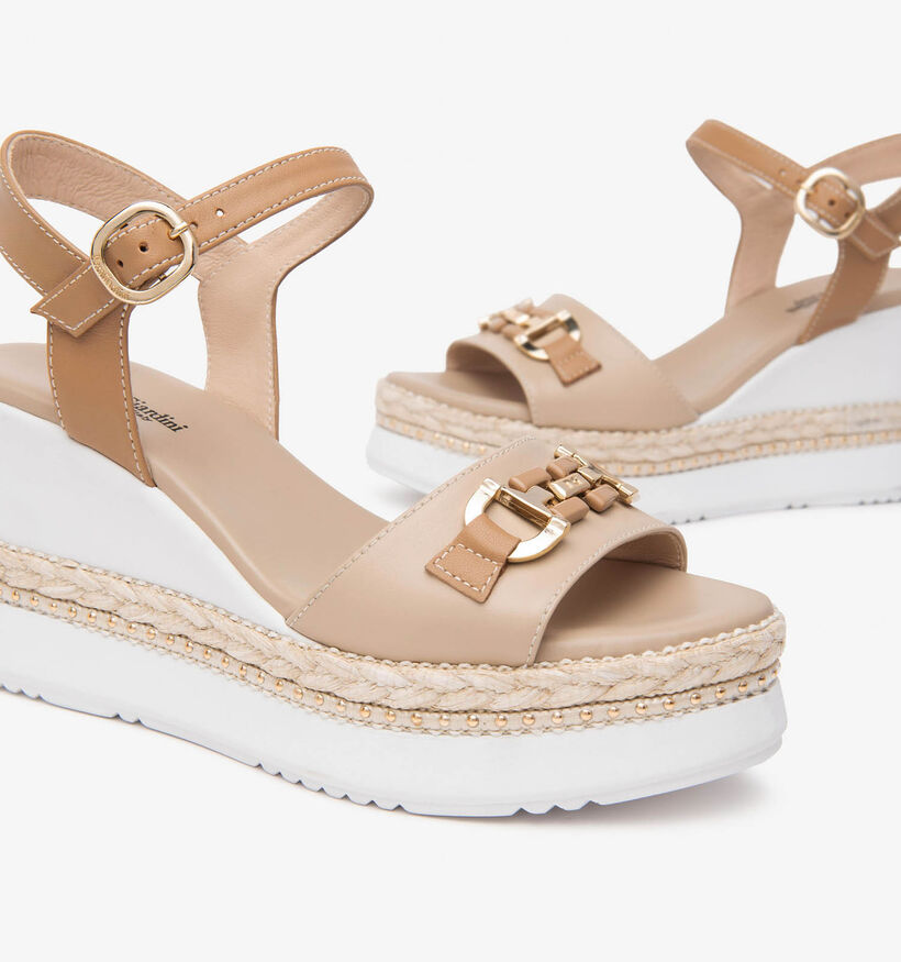 NeroGiardini Beige Sandalen met sleehak voor dames (356028)